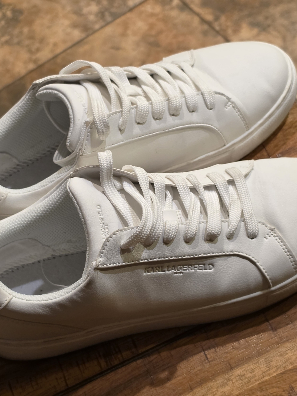 Karl Lagerfeld Men's White Leather Low-Top Sneakers